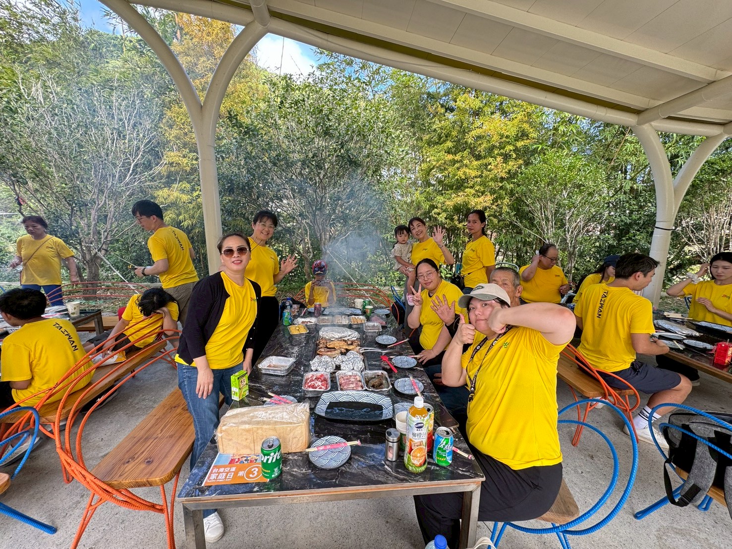 LINE_ALBUM_20251018 淨灘_家庭日_251020_54