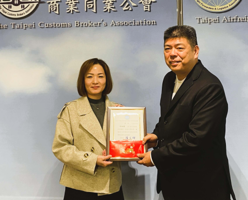 航空貨運承攬業績優從業人員_台灣空運Jessie
